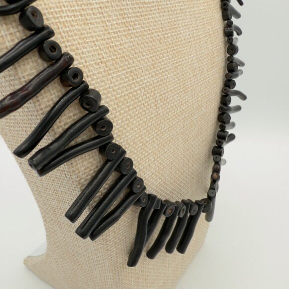 Vintage Natural Black Branch Coral Necklace Bib Statement Design 24 inches - Picture 2 of 16
